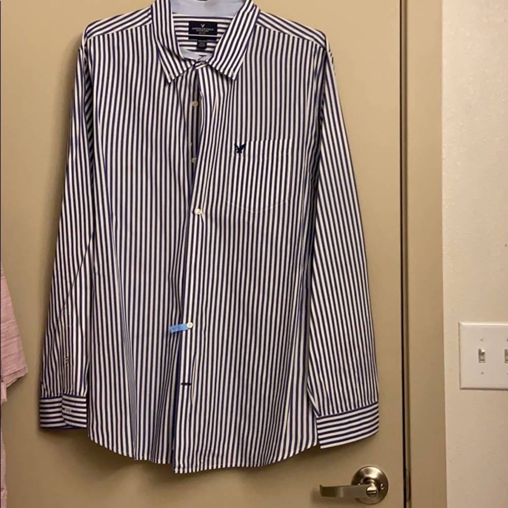 White and blue Stripe down shirt 👔